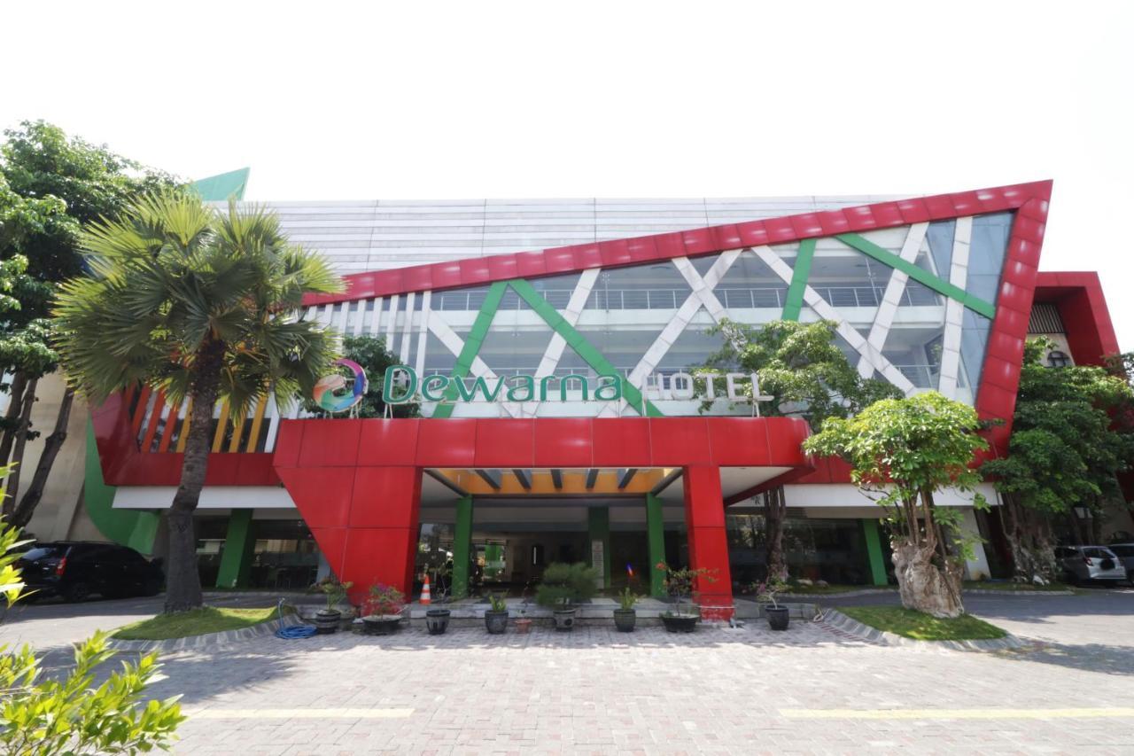 Dewarna Hotel Bojonegoro Exterior photo